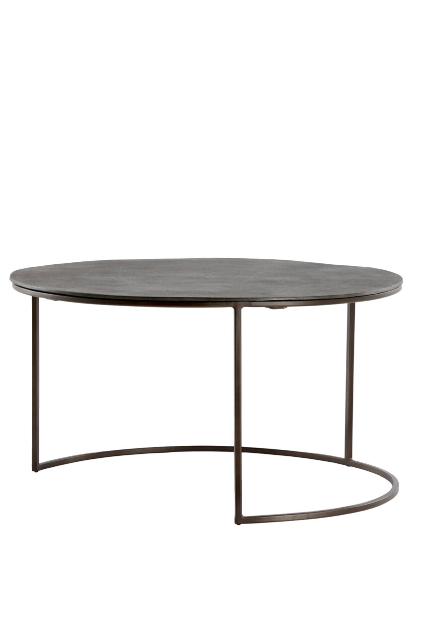Runder Couchtisch mit dunkler Tischplatte und filigranem Metallgestell, seitliche Perspektive.