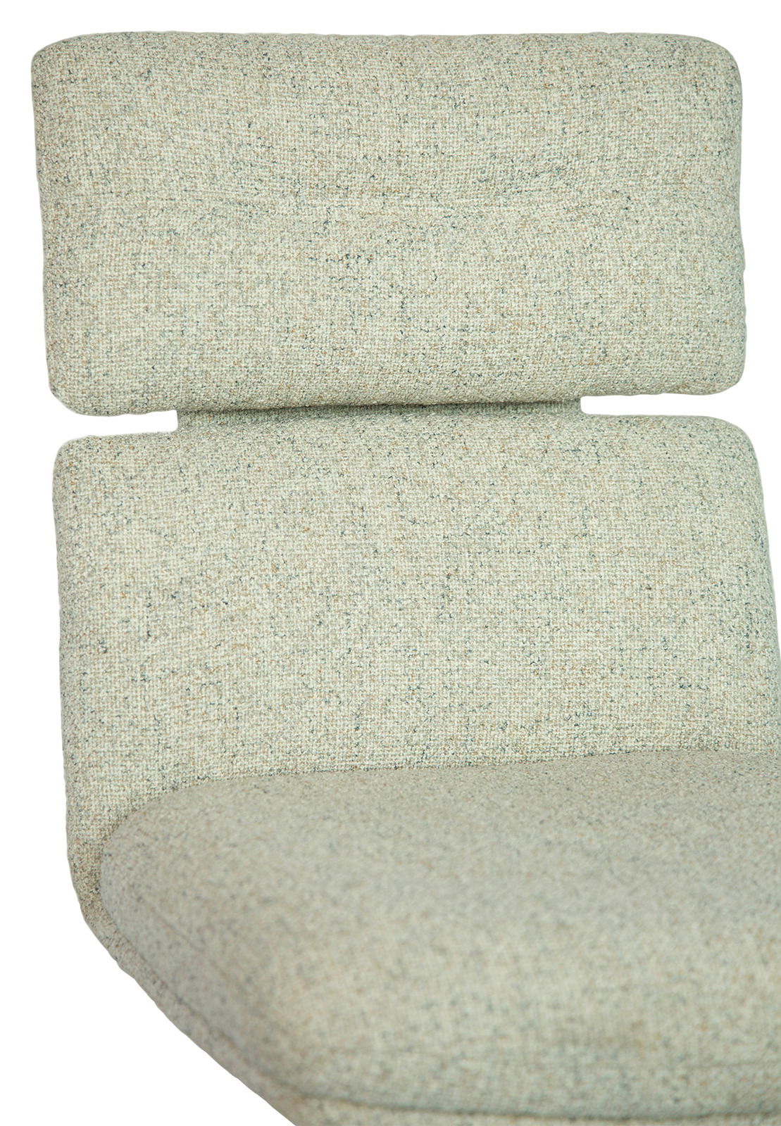 Dieter Knoll Stuhl PABLO Nahaufnahme eines Stuhls mit hellgrauem Stoffbezug, Ansicht von vorne.