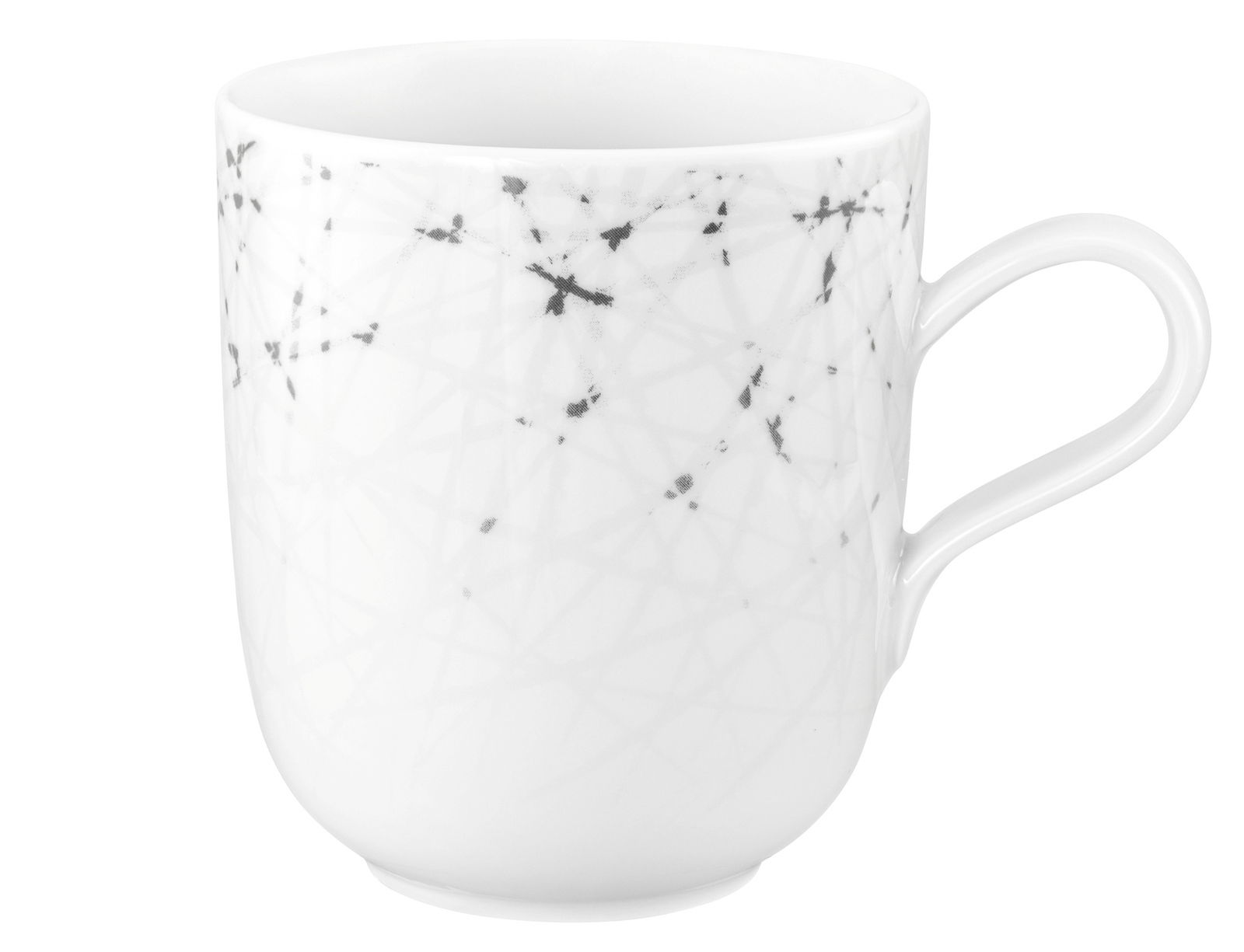 Weißer Becher mit Henkel und schwarzem, abstraktem Muster, seitliche Perspektive