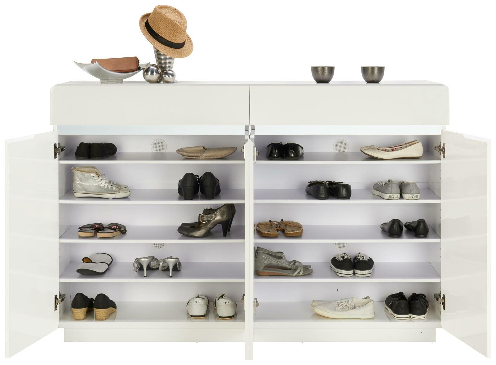 Weißer XL-Schuhschrank mit offenen Türen, gefüllt mit verschiedenen Schuhen, von vorne betrachtet.