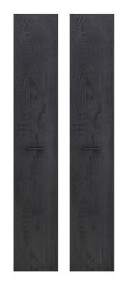 Zwei schwarze, vertikale Frontplatten mit Holzmaserung und horizontalem Griff, Vorderansicht.