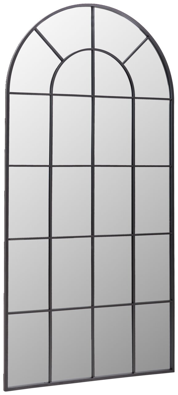 Landscape Spiegel CARLO Großer, rechteckiger Spiegel mit schwarzem Metallrahmen und Sprossen, perspektivisch von der Seite fotografiert.