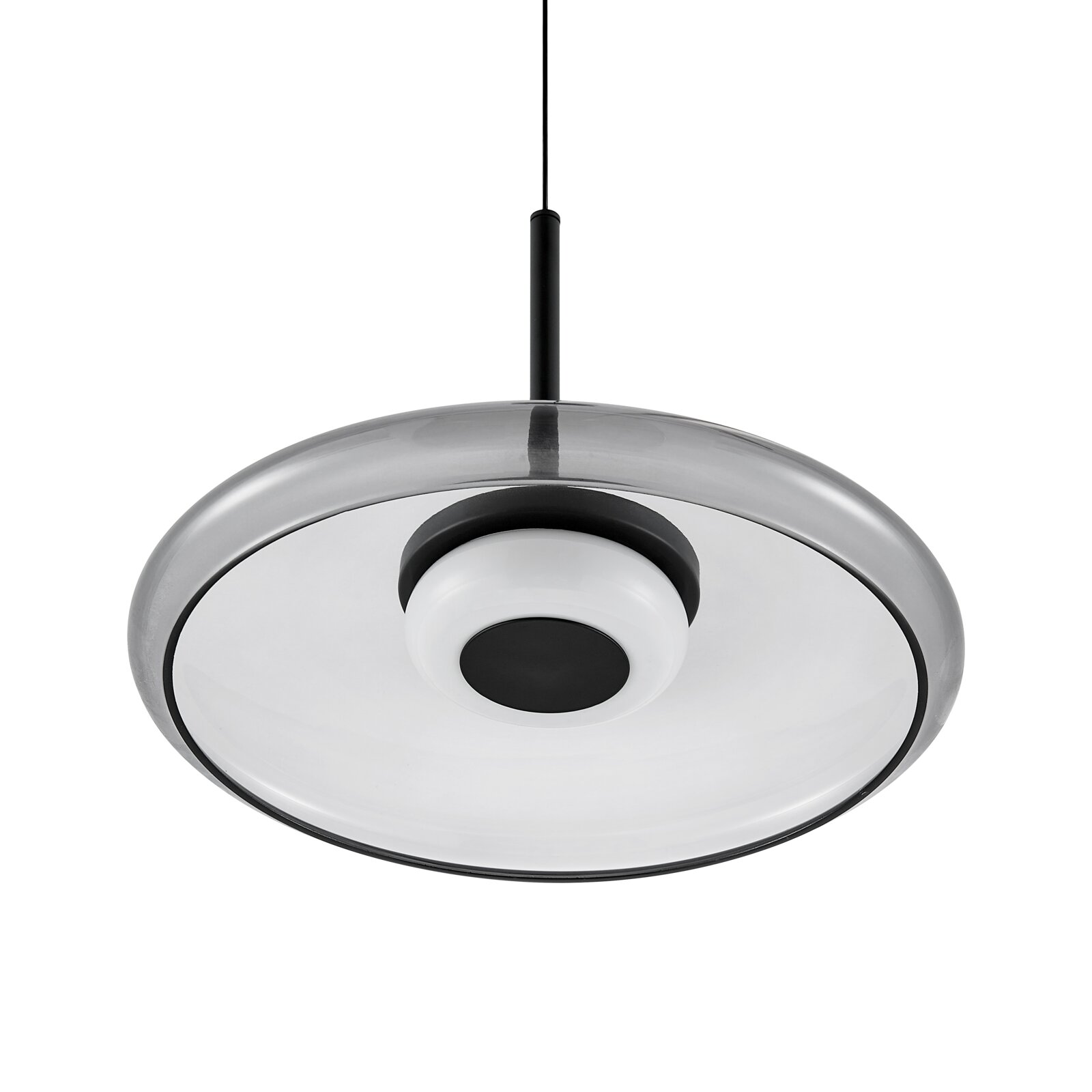Moderne runde Pendelleuchte mit transparent-grauem Schirm, weißem Diffusor und schwarzer Aufhängung, in Untersicht von unten freigestellt auf weißem Hintergrund