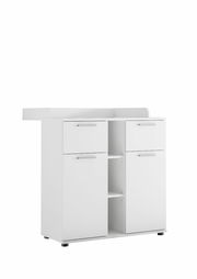 Weiße Wickelkommode mit zwei Schubladen und zwei Türen, seitliche Perspektive