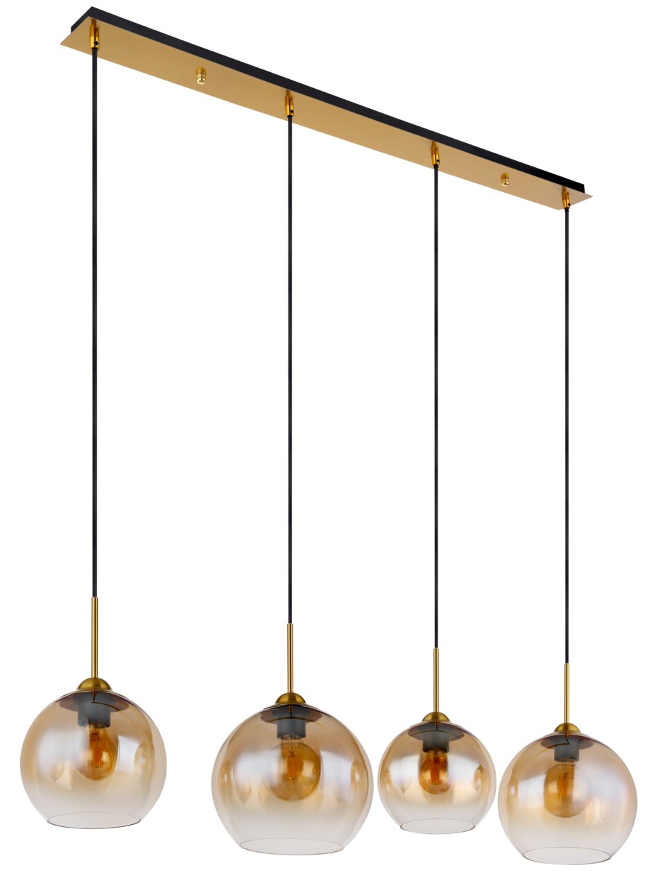 Moderne Hängeleuchte mit vier kugelförmigen, bernsteinfarbenen Glaskörpern, aufgehängt an einer goldenen Deckenhalterung. Frontale Perspektive.