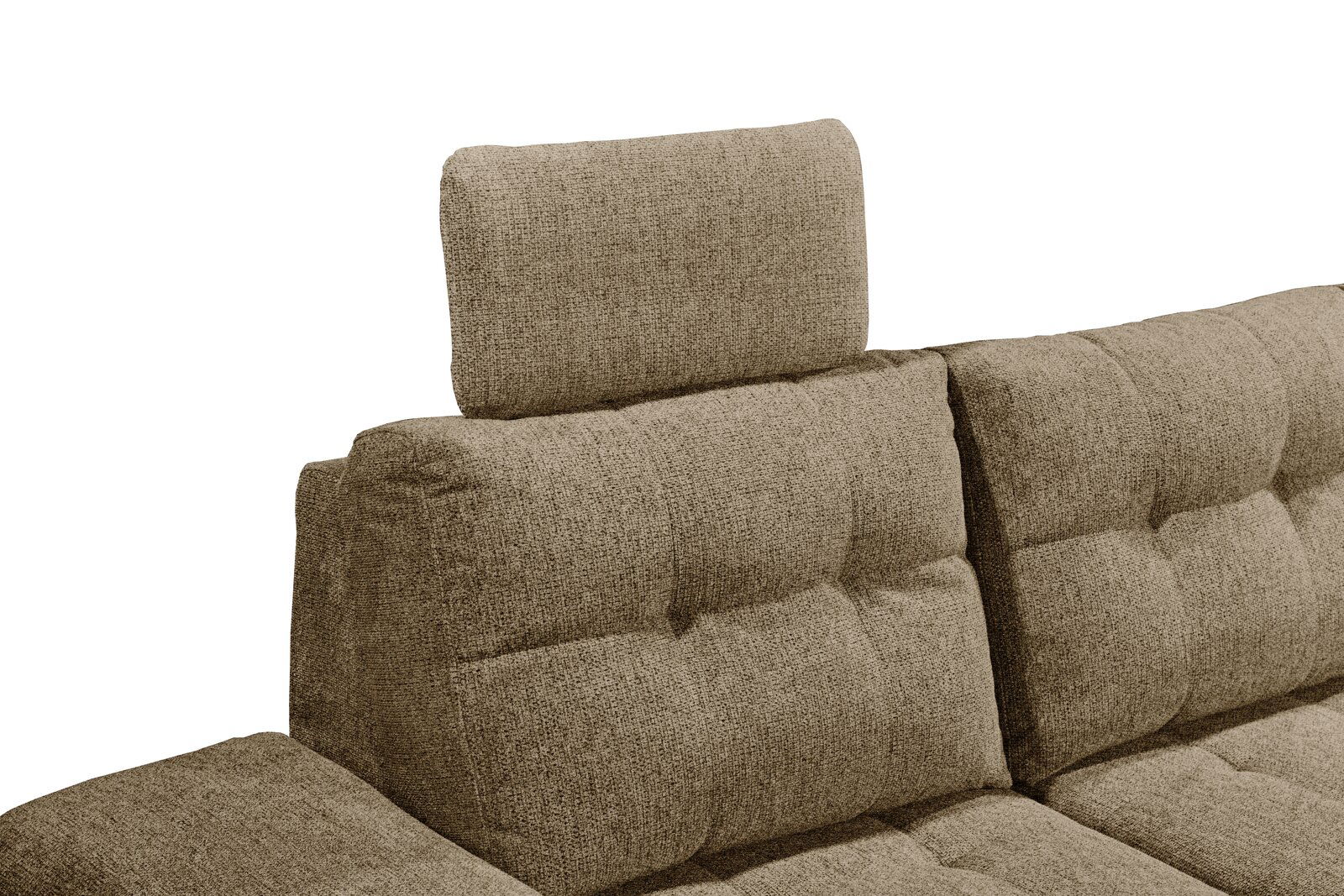 Nahaufnahme einer beigen Sofaecke mit verstellbarer Kopfstütze und gepolsterten Rückenkissen, seitliche Perspektive.