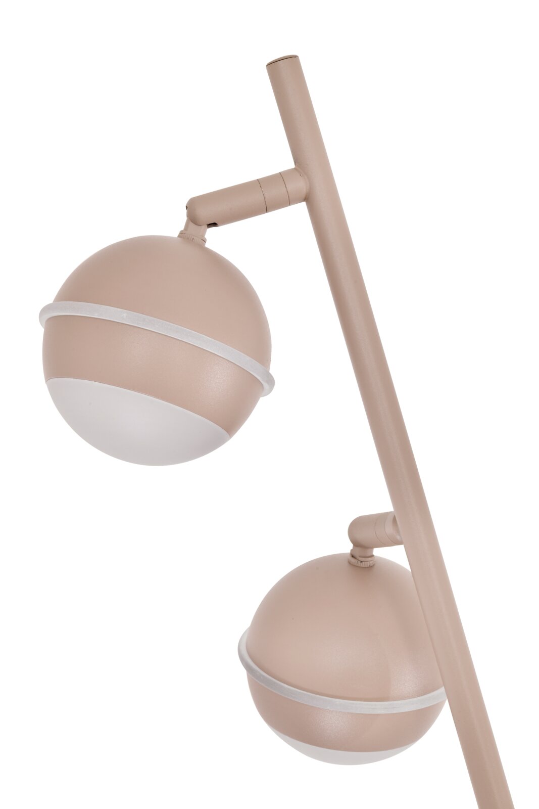 Close-up in zijaanzicht van een moderne beige vloerlamp met twee verstelbare bolvormige lampenkappen en witte lichtdiffusers.