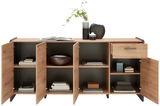 Kommode aus Holz mit offenen Türen und Schublade, gefüllt mit Büchern und Dekorationen, aus frontaler Perspektive.