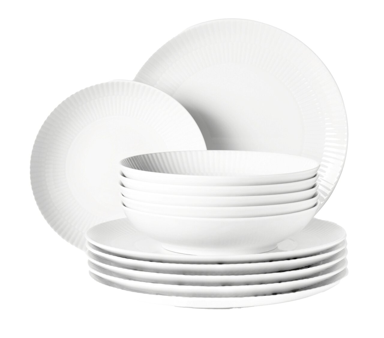 Weißes 12-teiliges Tafelservice mit elegantem Rillenmuster, seitliche Perspektive