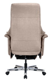 Rückansicht eines beigen Chefsessels mit verstellbarer Rückenlehne und stabiler Metallbasis auf Rollen.