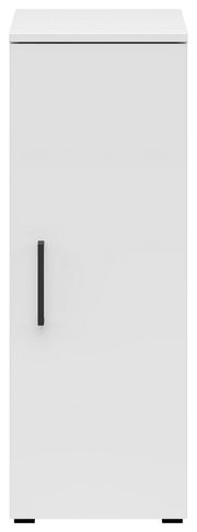 Frontansicht eines weißen Mehrzweckschranks mit schwarzem Griff