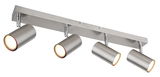 Moderner Strahler mit vier zylindrischen Leuchten in gebürstetem Metall, seitliche Perspektive.