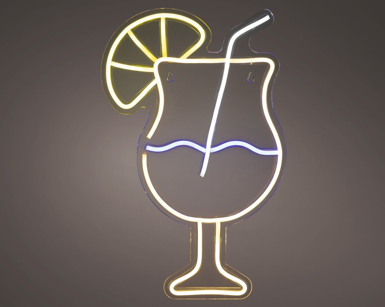 LED-neonlamp in de vorm van een cocktailglas met citroen en rietje, zijaanzicht