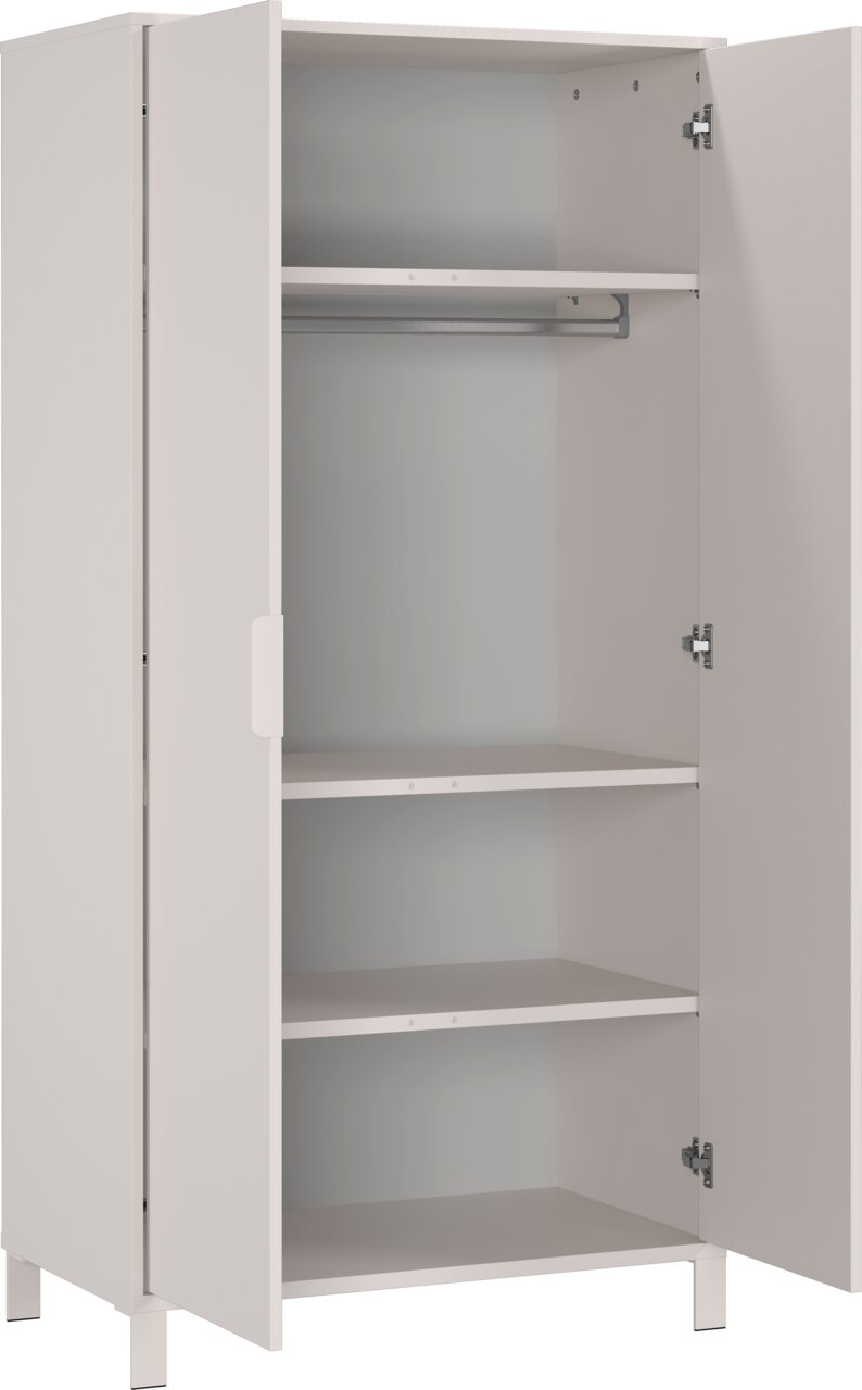 Offener weißer Kleiderschrank mit zwei Türen, drei Regalböden und einer Kleiderstange, seitliche Perspektive