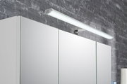 Moderner Spiegelschrank mit LED-Beleuchtung, seitliche Perspektive