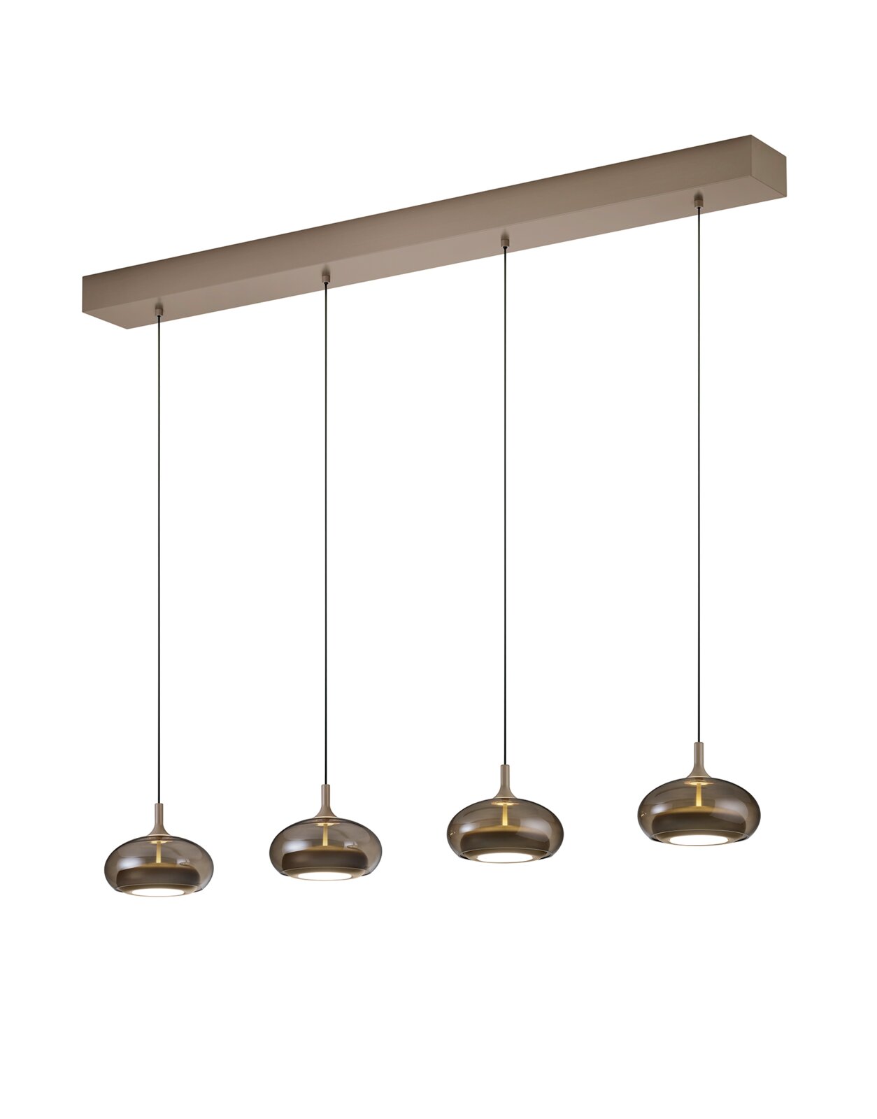 Moderne vierflammige Pendelleuchte mit länglichem Deckenbaldachin und rauchgrauen Glasschirmen, schräg von unten dargestellt
