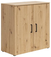 Holzkommode mit zwei Türen und schwarzen Griffen, Perspektive von vorne links