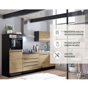 Moderne Küchenzeile in Holzoptik mit Backofen-Nische im Hochschrank, pflegeleichten Oberflächen und leichter Montage, seitliche Perspektive.