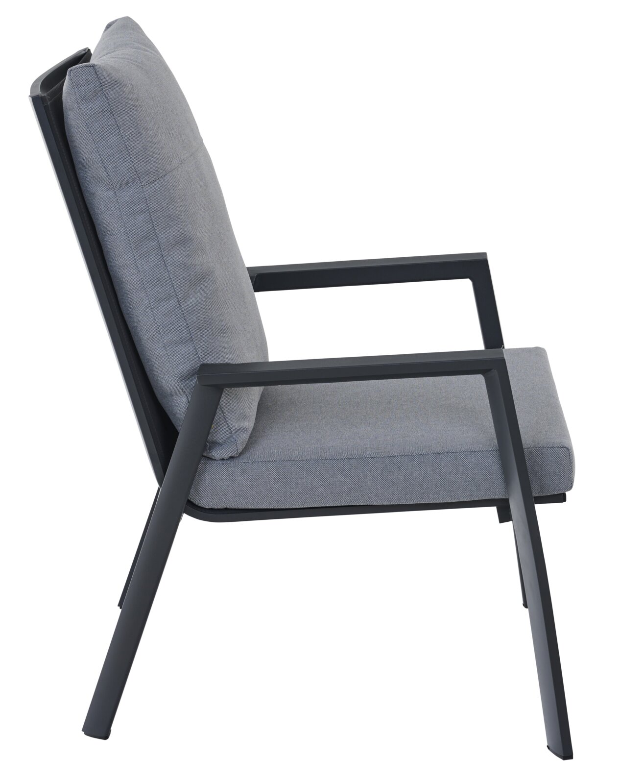 Zijaanzicht van een grijze Comfort Plus-stapelstoel met een zwart metalen frame en een gestoffeerde zitting en rugleuning.