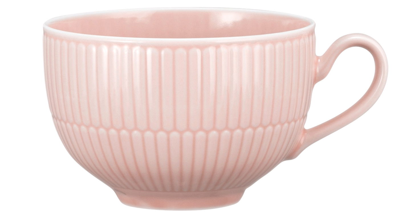 Rosa Milchkaffeetasse mit geriffeltem Design, seitliche Perspektive