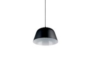Zwarte hanglamp met een strak ontwerp, gezien van onderaf.