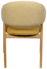 Rückansicht eines gelben Armlehnstuhls mit Holzbeinen