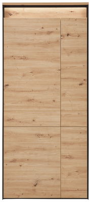 Frontansicht eines XL-Garderobenschranks mit Holzoptik und klaren Linien.