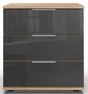 Moderne Nachtkommode mit drei Schubladen in dunklem Grau und Holzoptik, Frontalansicht