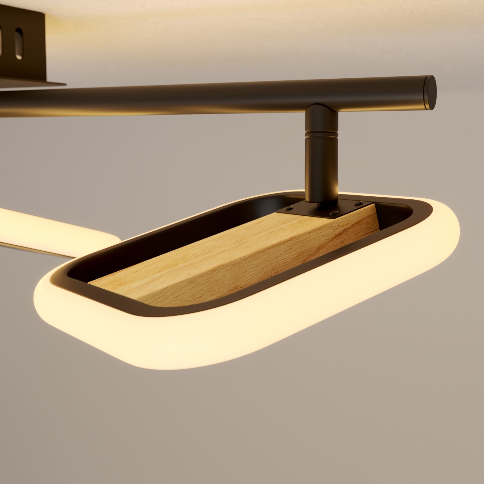 Moderne LED-Pendelleuchte mit rechteckigem Leuchtrahmen, Holz-Inlay und schwarzem Metallrohr, Detailansicht aus leicht schräger Untersicht