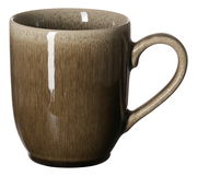 Brauner Keramikbecher mit Henkel, seitliche Perspektive