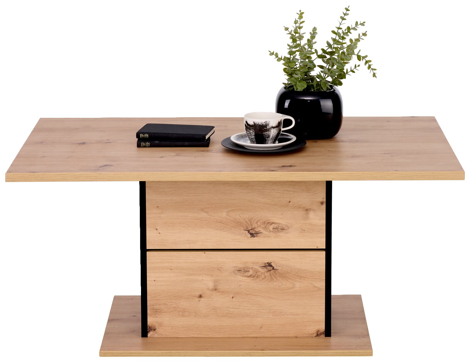 Moderne houten salontafel met een zwart accent, versierd met een plant, een kopje en boeken, vooraanzicht.