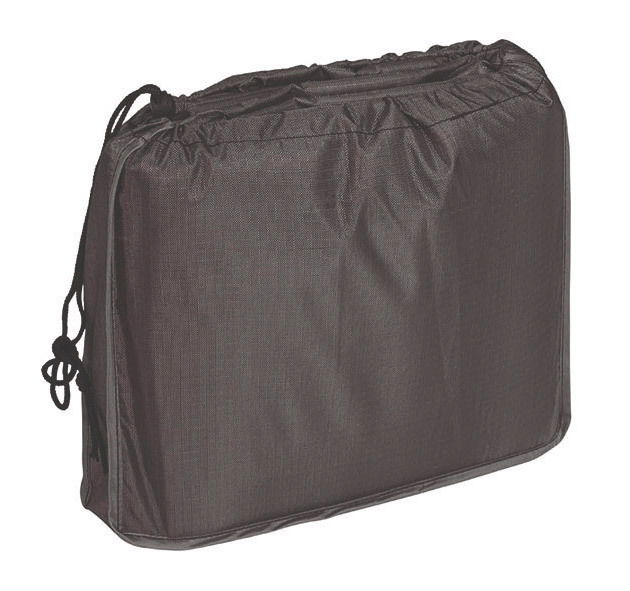 Schwarze Loungesesselhülle in seitlicher Perspektive