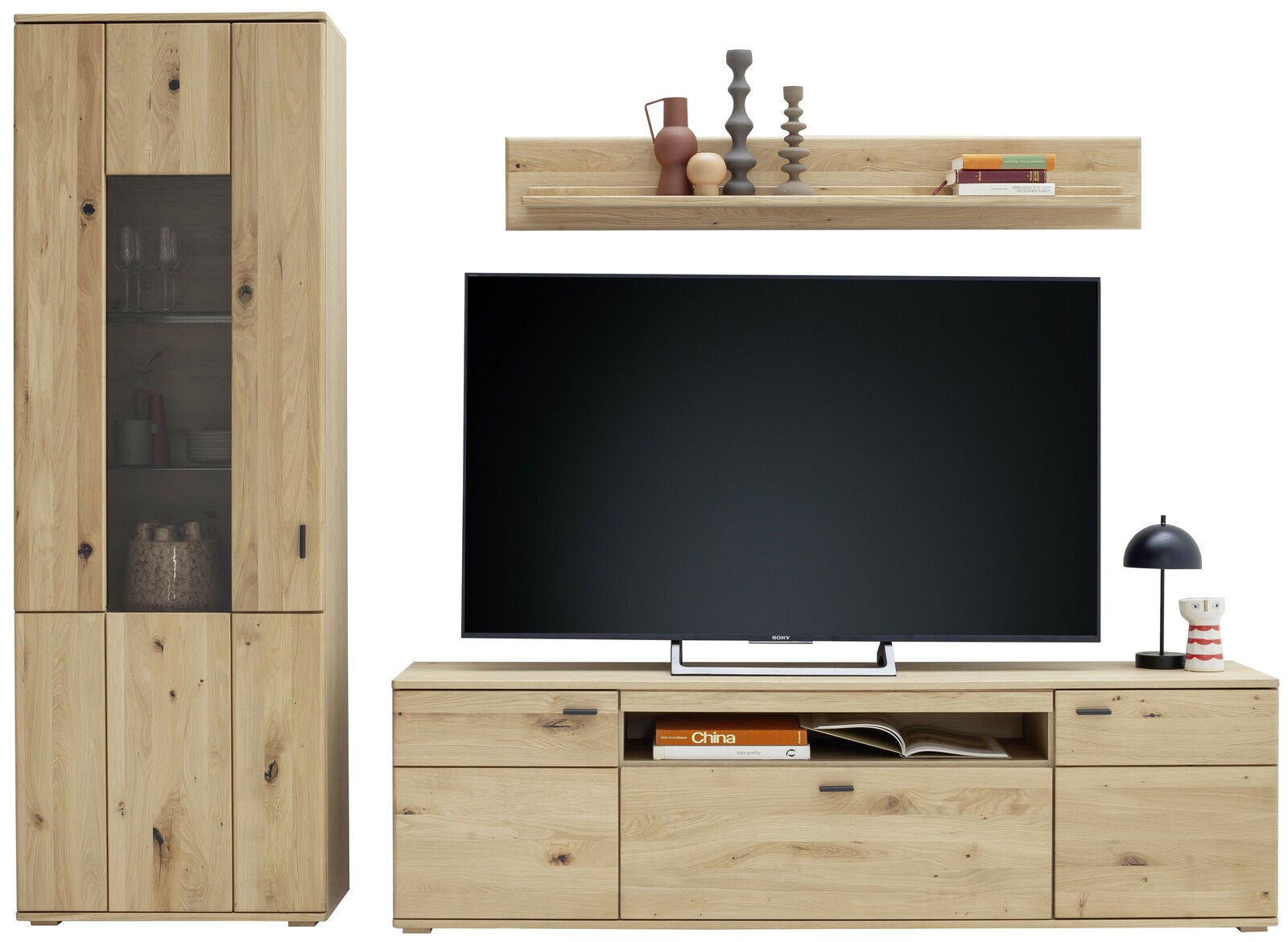 Hom´in TV-Lowboard PERGOLA TV-Lowboard aus hellem Holz mit modernem Design, frontal abgebildet. Es bietet Stauraum mit Schubladen und offenen Fächern, ideal für Wohnzimmer.