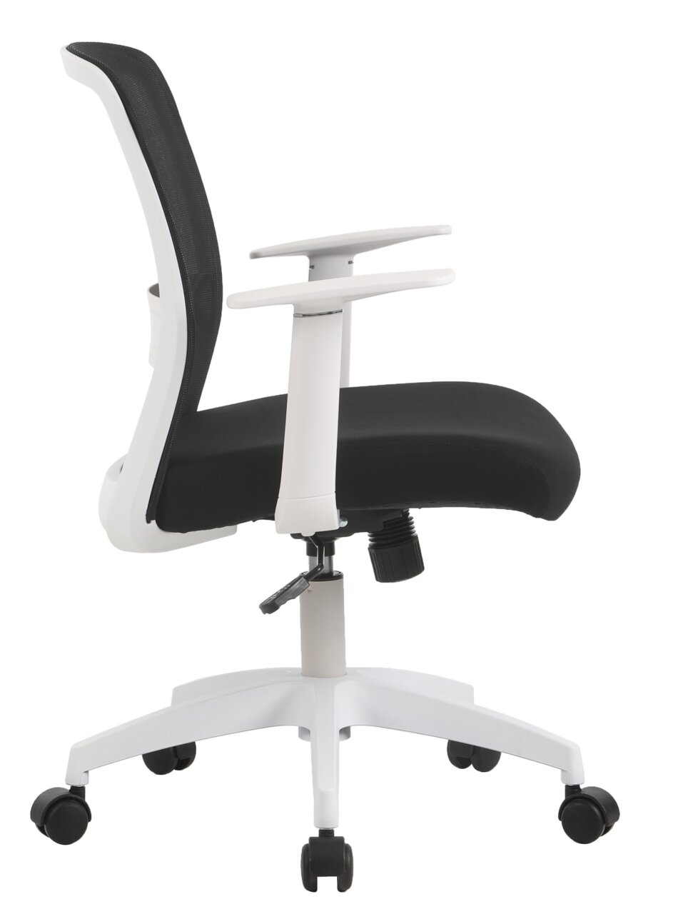 Moderner Drehstuhl in Seitenansicht mit schwarzem Sitz und Rückenlehne sowie weißen Armlehnen und Gestell.