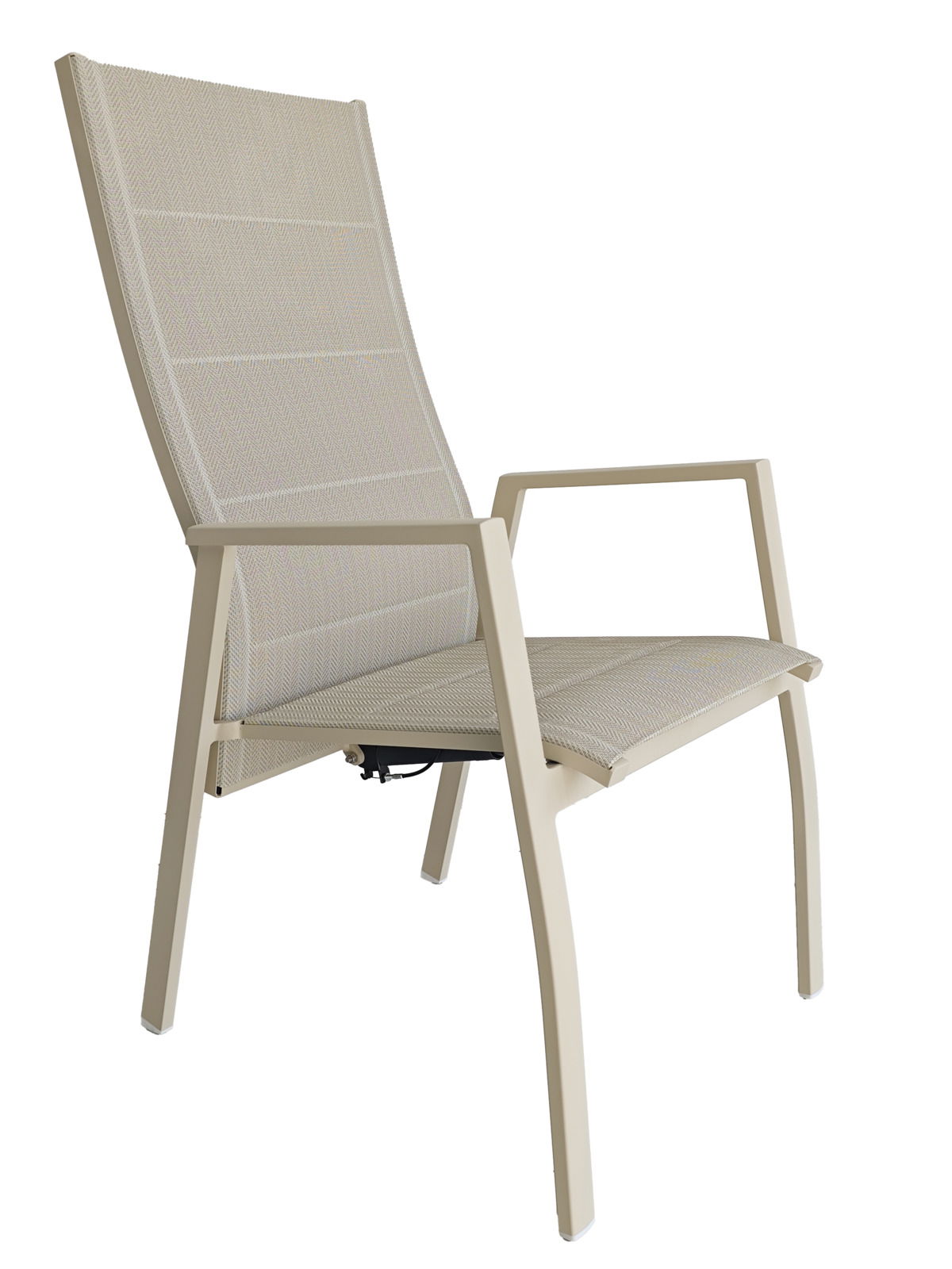 Moderner Gartensessel aus beigem Metall mit hoher Rückenlehne, seitliche Perspektive