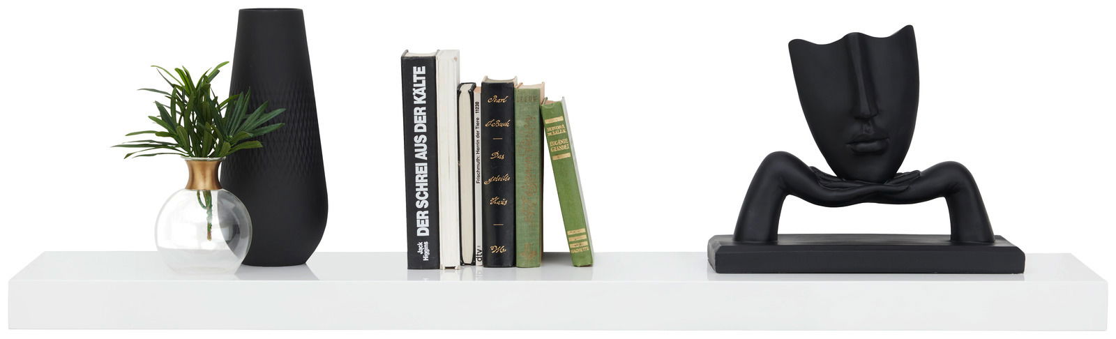 Wandboard 110cm in Weiß mit Dekoration: schwarze Vase, Bücher und moderne Skulptur, seitliche Perspektive