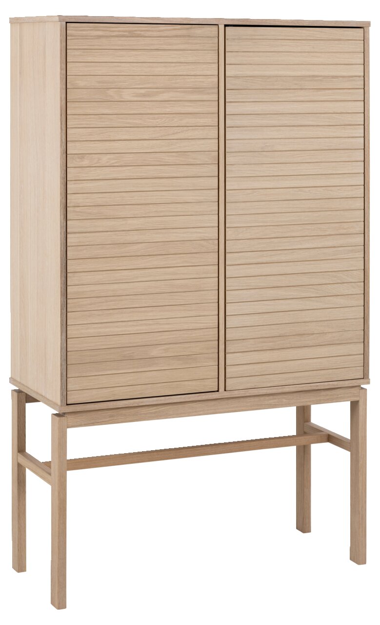 Hochschrank aus hellem Holz mit zwei Türen, seitliche Perspektive