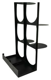 Schwarzes Schuhregal aus Metall mit seitlicher Perspektive