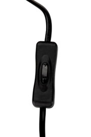 Nahaufnahme eines schwarzen Kippschalters an einem Kabel, vertikale Perspektive