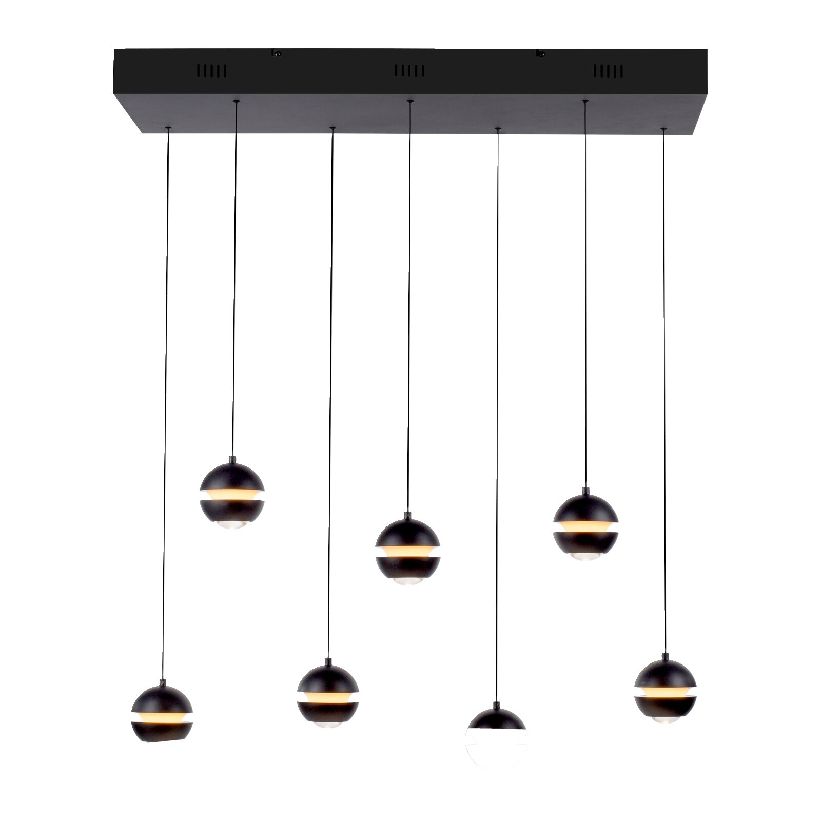 Moderne schwarze Mehrfach-Pendelleuchte mit rechteckigem Deckenbaldachin und mehreren kugelförmigen Lampenschirmen an langen Kabeln, warm leuchtend, Ansicht von vorne leicht von unten