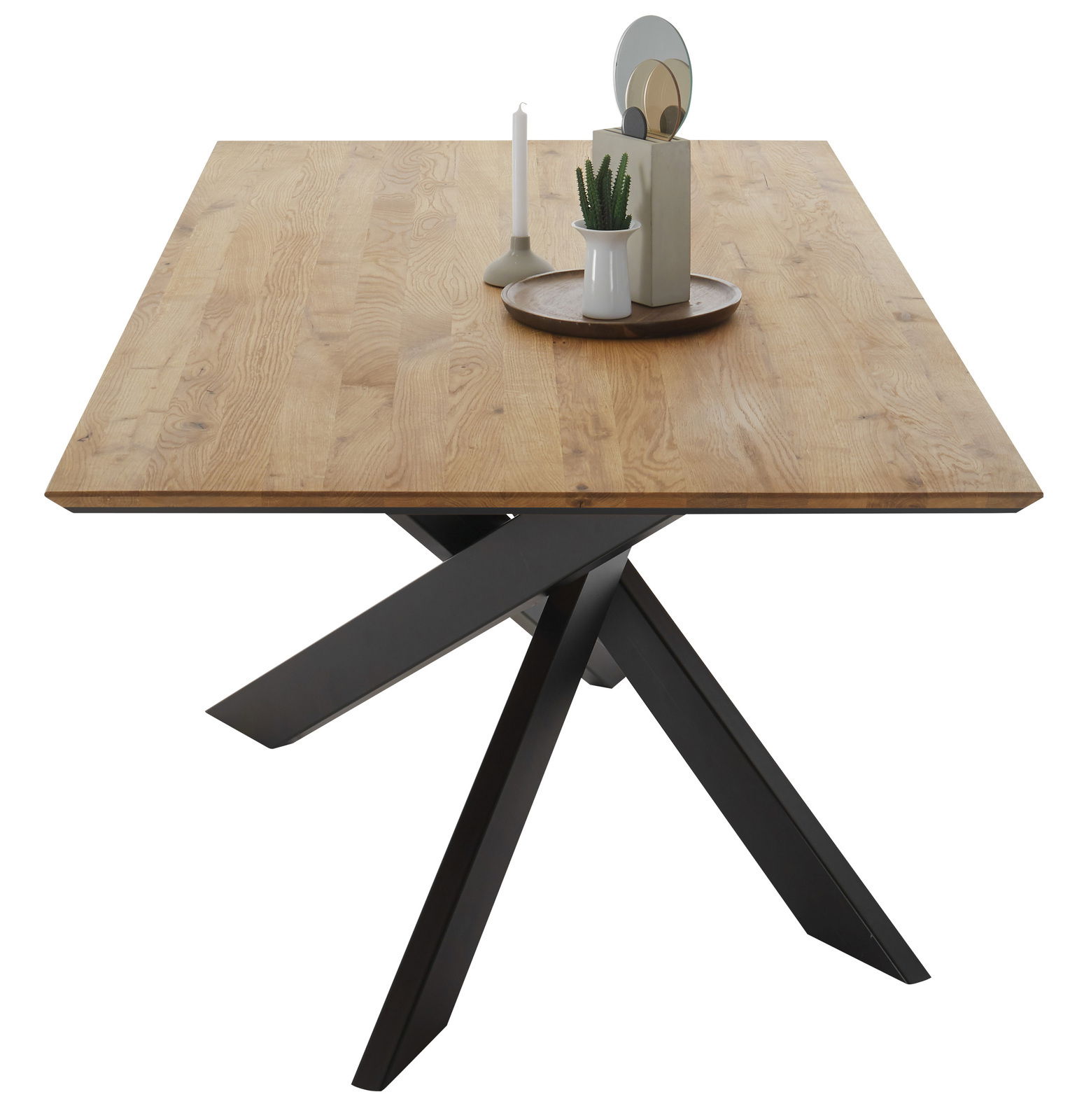 Moderner Esstisch mit Holzplatte und schwarzem Metallgestell, seitliche Perspektive