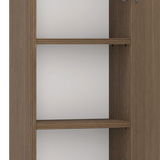 Nahaufnahme eines Hängeschranks mit zwei Regalböden in Holzoptik, seitliche Perspektive