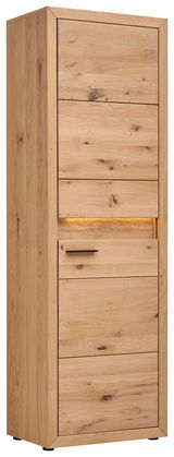 Garderobenschrank aus Holz mit natürlicher Maserung, frontal fotografiert.