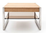 Moderner Couchtisch aus Holz und Metall mit Glasablage, Frontalansicht