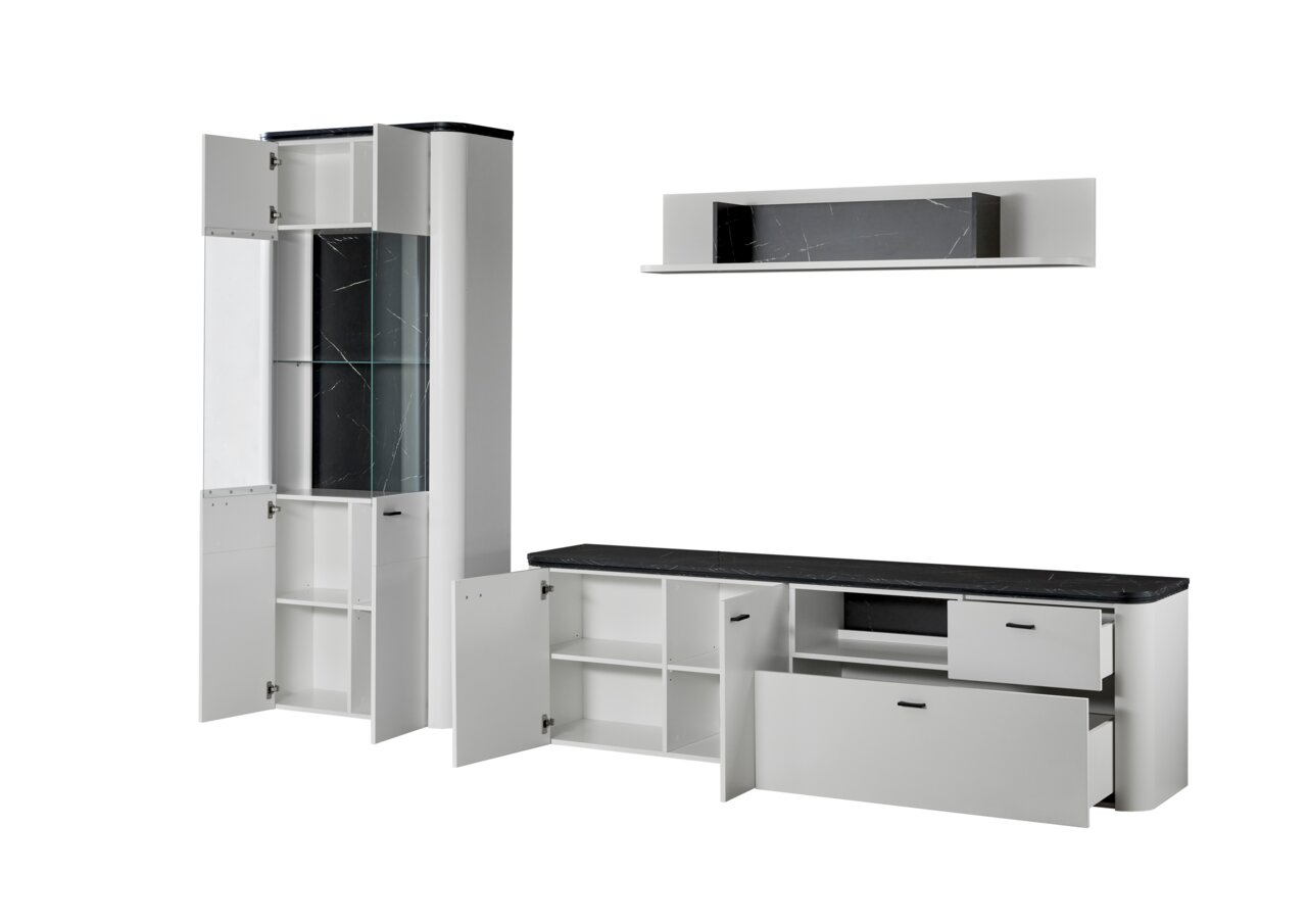 Moderne Wandkombination in Weiß mit schwarzer Marmoroptik, bestehend aus einem hohen Schrank, einem langen Sideboard und einem Wandregal. Die Türen und Schubladen sind teilweise geöffnet, um den Stauraum zu zeigen. Perspektive: Frontalansicht.
