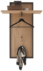 Garderobenpaneel aus Holz mit schwarzem Metallrahmen, Kleiderbügel und Ablage, Frontalansicht