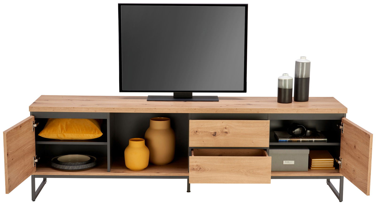 TV-Lowboard aus Holz mit offenen Türen und Schubladen, dekoriert mit Vasen und Kissen, frontale Ansicht