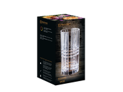 Klare, hohe Kristallvase mit quadratischem Design, frontal auf einer Verpackung abgebildet.