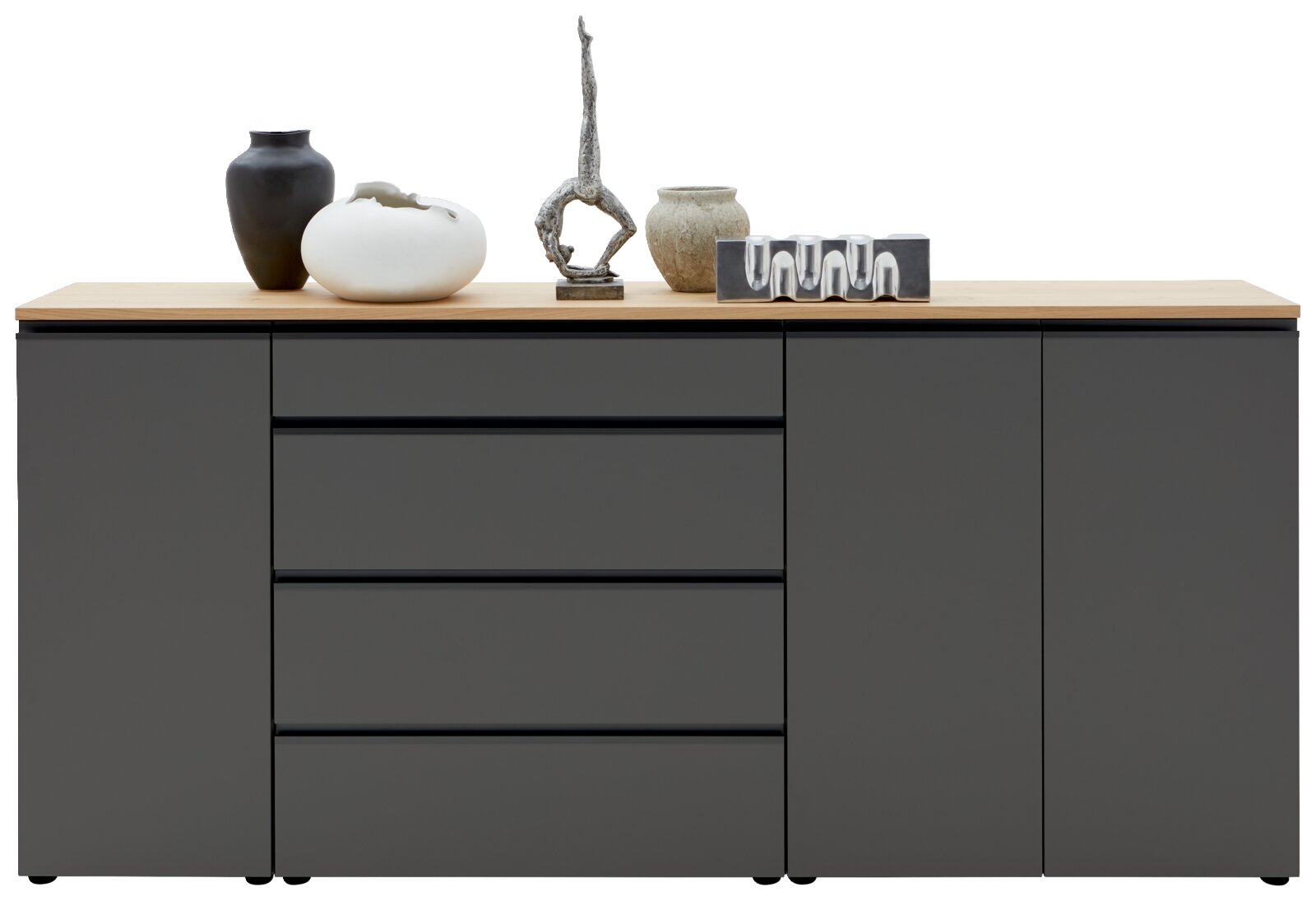 Vooraanzicht van een XL-dressoir 225 in donkergrijs met houten blad, versierd met moderne vazen en sculpturen.