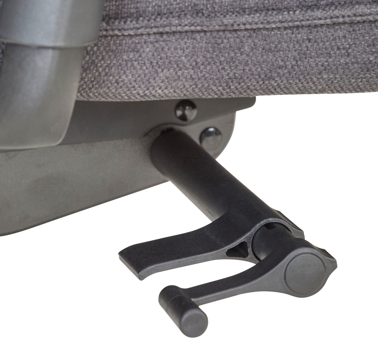 Nahaufnahme eines Hebels unter einem XL-Drehstuhl, seitliche Perspektive